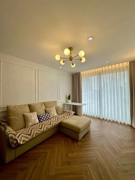 living room and bedroom of Noble Ambience Sarasin โนเบิล แอมเบียนส์ สารสิน