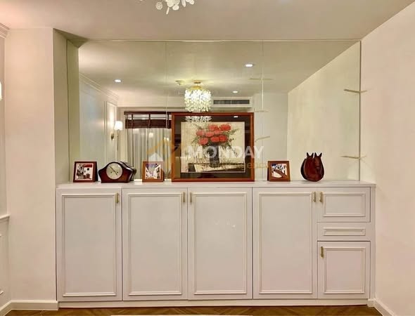 room interior of Noble Ambience Sukhumvit 42