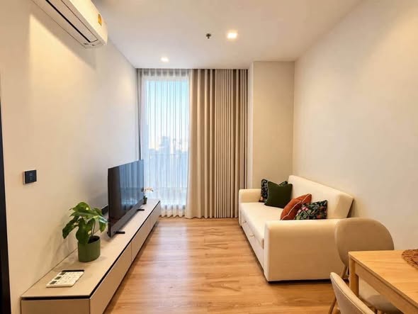 bedroom and living room and room interior of Noble Around Ari