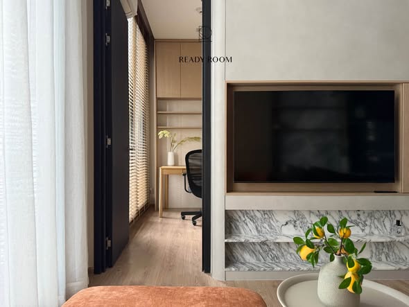 bedroom and room interior and bathroom of Noble Around Ari