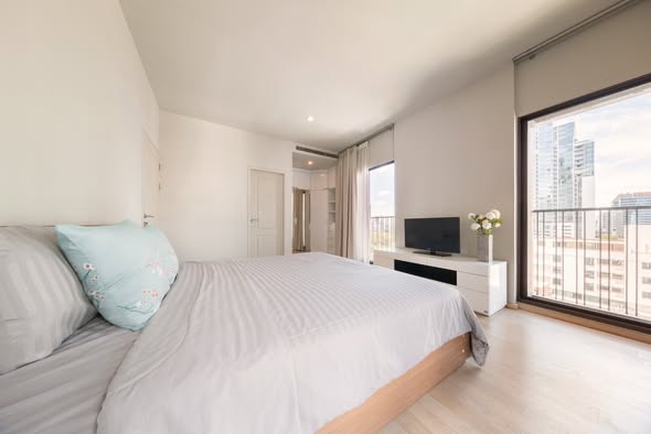 bedroom of Noble Around Sukhumvit 33
