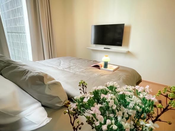 bedroom of Noble Around Sukhumvit 33
