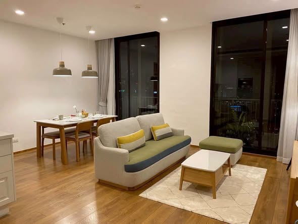 living room of Noble BE33