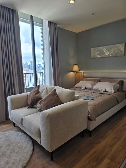 bedroom and living room of Noble Form Thonglor โนเบิล ฟอร์ม ทองหล่อ