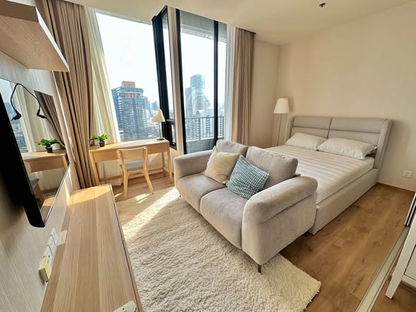 bedroom and living room of Noble Form Thonglor โนเบิล ฟอร์ม ทองหล่อ