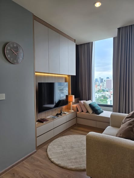 bedroom and living room of Noble Form Thonglor โนเบิล ฟอร์ม ทองหล่อ