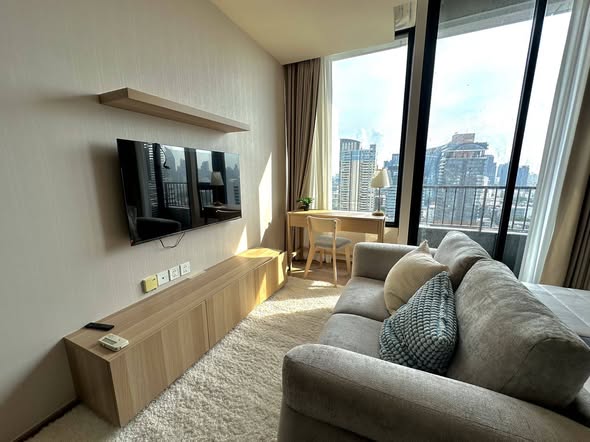 living room of Noble Form Thonglor โนเบิล ฟอร์ม ทองหล่อ