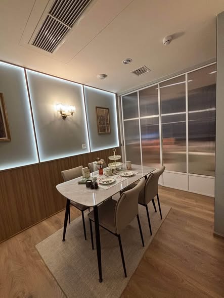 room interior and bathroom of Noble Form Thonglor โนเบิล ฟอร์ม ทองหล่อ