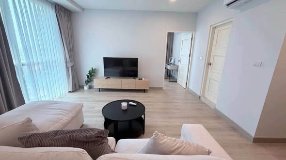 living room and bedroom of Noble Lite
