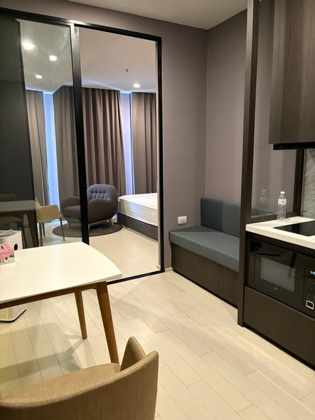 bedroom of Noble Ploenchit
