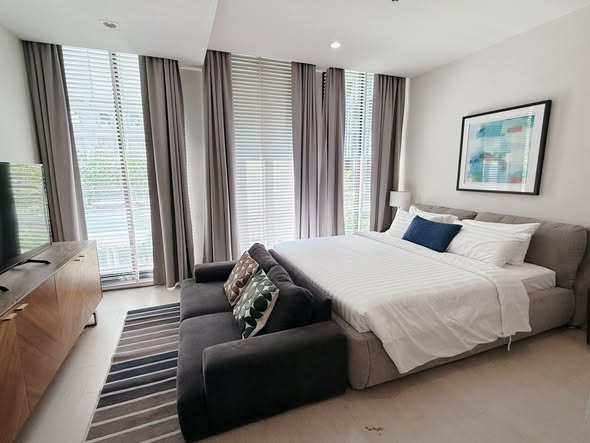 bedroom of Noble Ploenchit