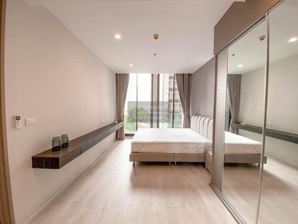 bedroom and room interior of Noble Ploenchit