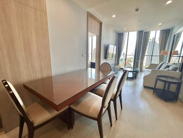 room interior of Noble Ploenchit