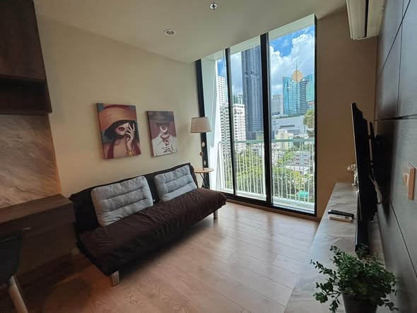 living room of Noble Recole
