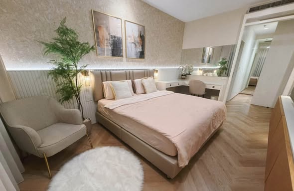 bedroom of Noble Refine