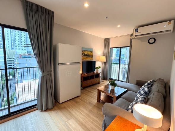 bedroom and room interior of Noble Refine