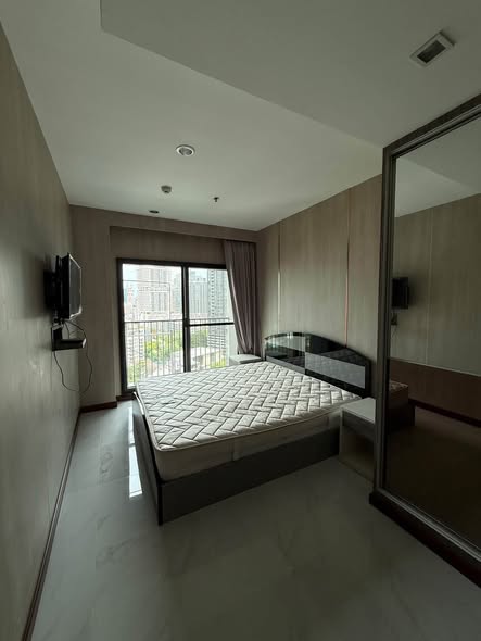 bedroom of Noble Remix
