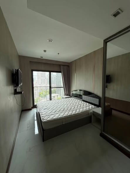 bedroom of Noble Remix