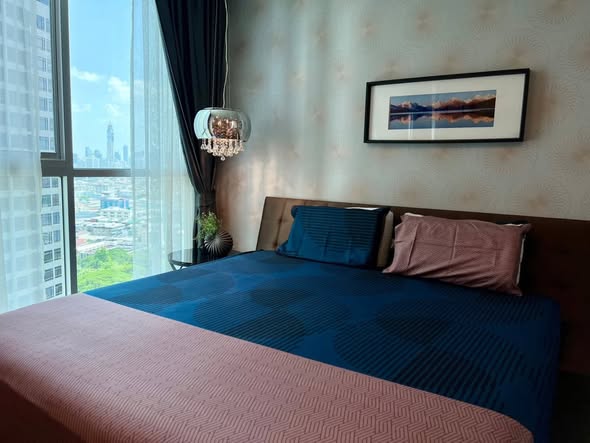 bedroom of Noble Revolve Ratchada 1