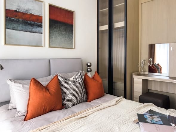 bedroom of Noble State Sukhumvit 39
