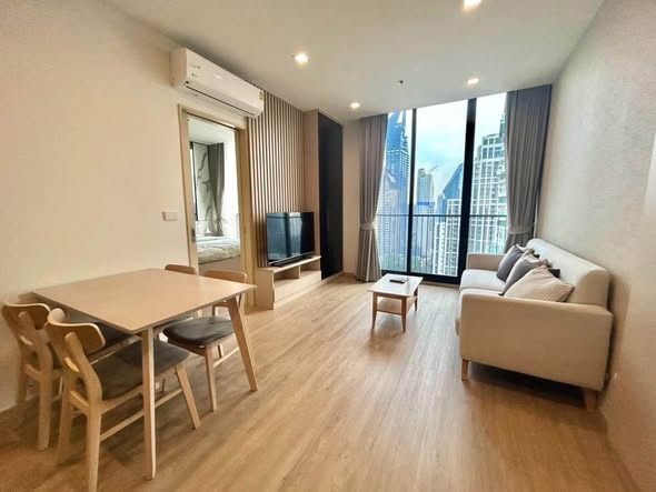 living room and bedroom of Noble State Sukhumvit 39