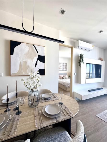 living room and room interior of Noble State Sukhumvit 39
