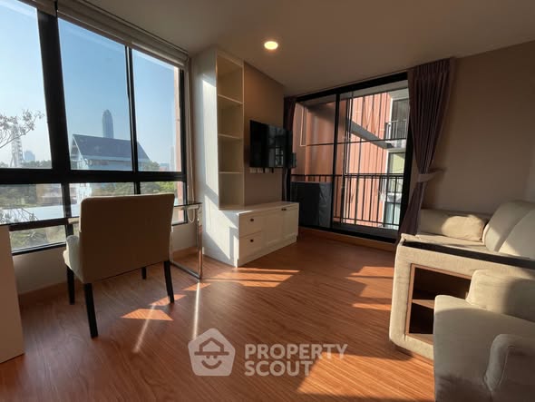 Notting Hill The Exclusive Charoen Krung 93