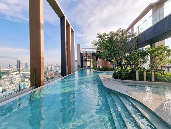 pool of Nue District R9