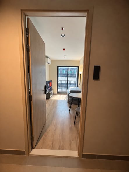 room interior of Nue District R9