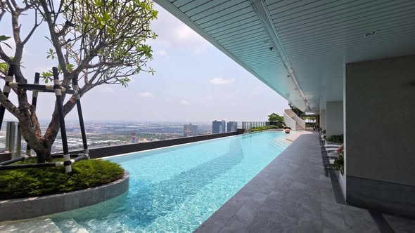 pool of Nue Mega Plus Bangna