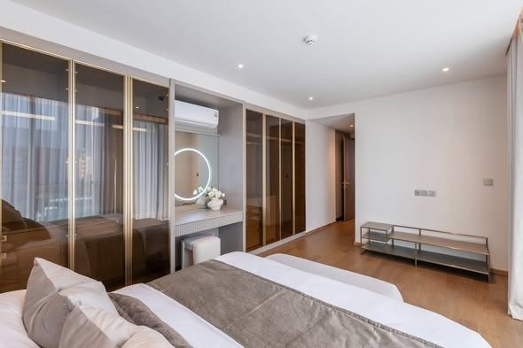 bedroom and room interior of Null Pointer Lab