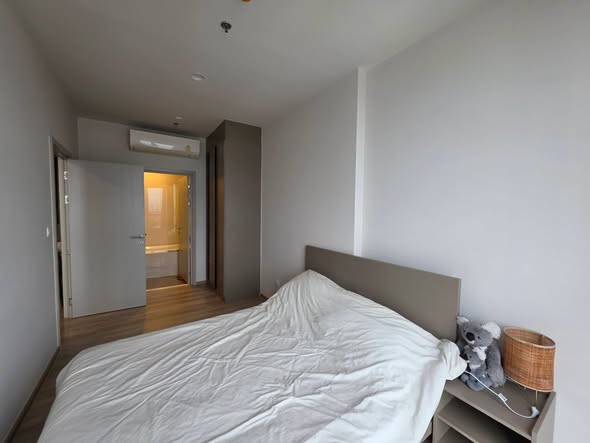 bedroom of Oka Haus