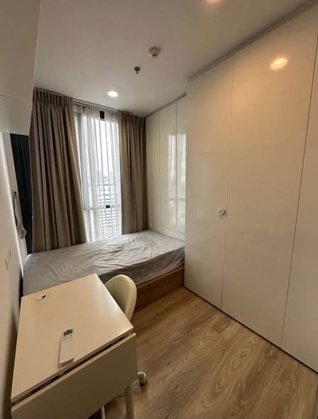 bedroom and room interior of Oka Haus