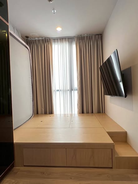 room interior and bathroom of Oka Haus