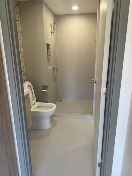 room interior and bathroom of Oneder เกษตร