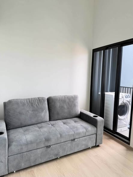 bedroom and living room of Origin Play Bangkhunnon Triple Station ออริจิ้น เพลย์ บางขุนนนท์ ทริปเปิ้ล สเตชั่น
