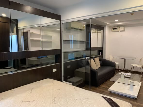 bedroom and room interior of Parc Exo Condominium |
