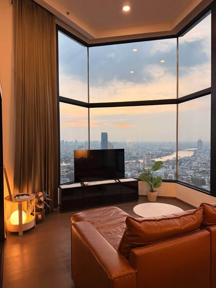 bedroom and living room of Park Origin Chula-Sam Yan