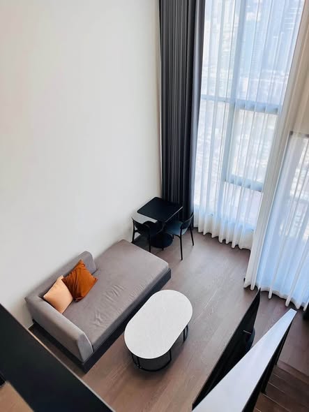 living room of Park Origin Chula-Sam Yan