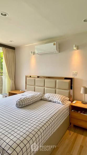 bedroom of Park Origin Phrom Phong