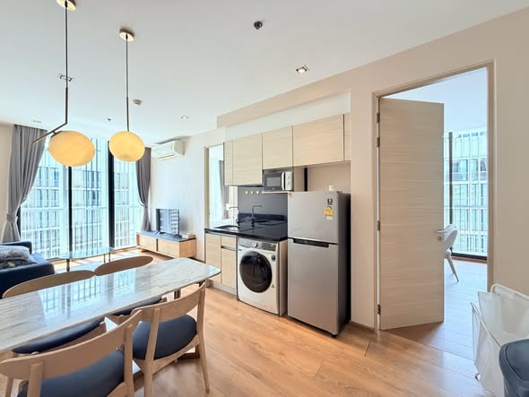Park Origin Phrom Phong