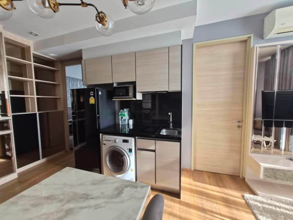 kitchen of Park Origin Phrom Phong