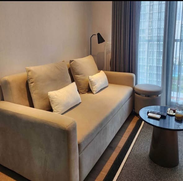 living room of Park Origin Phrom Phong