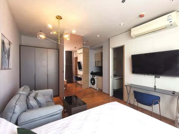 living room and bedroom of Park Origin Phrom Phong