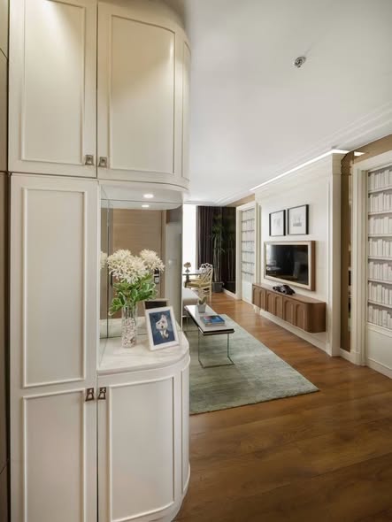 living room and kitchen of Park Origin Phrom Phong