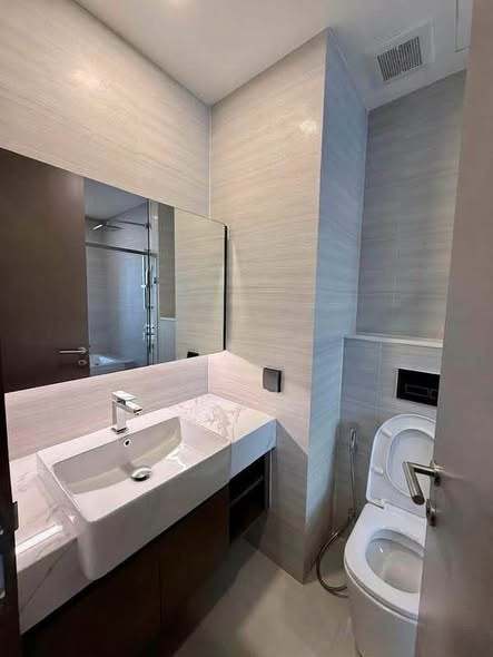 bathroom of Park​ Origin​ Thonglor