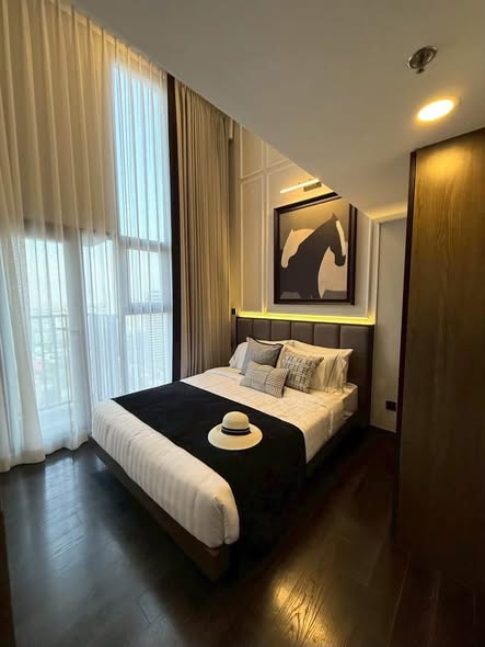 bedroom of Park​ Origin​ Thonglor