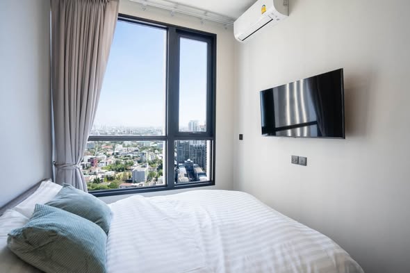 bedroom of Park​ Origin​ Thonglor