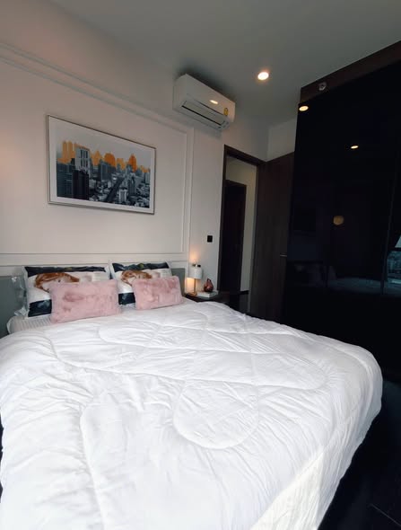 bedroom of Park​ Origin​ Thonglor