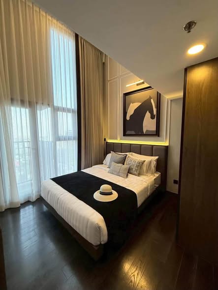 bedroom of Park​ Origin​ Thonglor